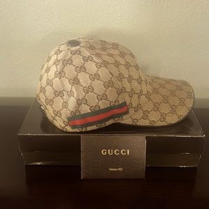 Gucci baseball hat with web